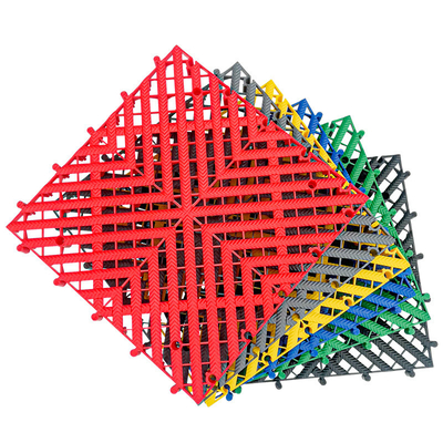 La grille de sol en grille de PP est le choix idéal pour les carreaux de sol de garage en plastique