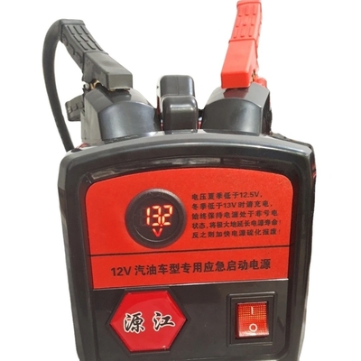 Le booster de batterie de voiture portable 12V/24V Capacité 24000mAh/ 88.8Wh Pic 4000A 868000mAh