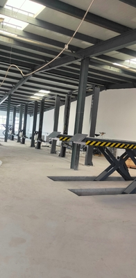 L'emballage en douceur facilité avec une capacité de levage de 4000 kg.