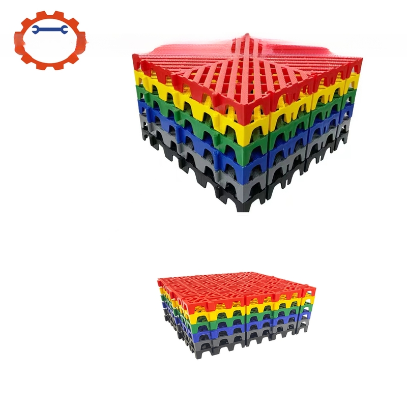 Carreaux de sol en PP noir écologique pour garage durable et facile à installer