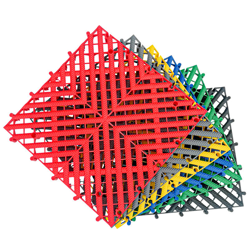 La grille de sol en grille de PP est le choix idéal pour les carreaux de sol de garage en plastique